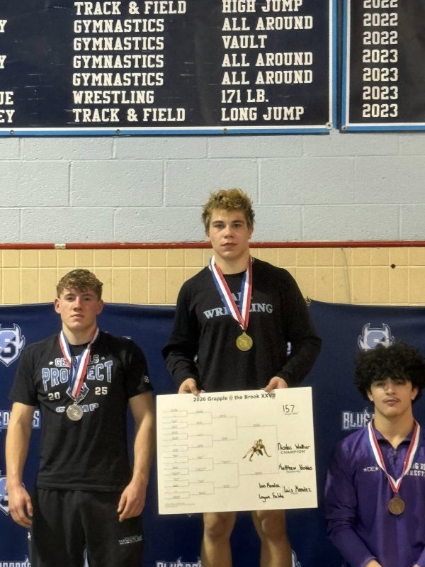 Nick Walker is 157-pound champion.